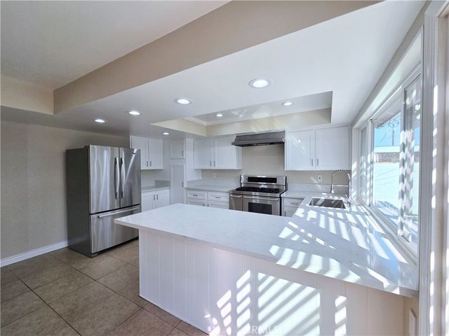 926 E Bastanchury, Placentia, CA 92870