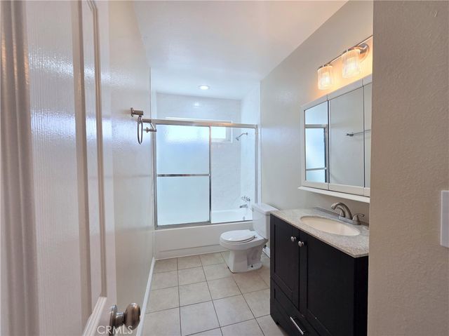 926 E Bastanchury, Placentia, CA 92870