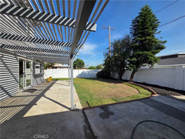926 E Bastanchury, Placentia, CA 92870