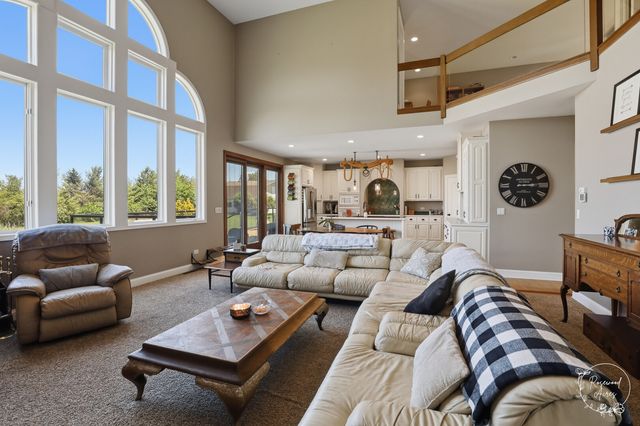 8240 W Yorkshire Lane, Monee, IL 60449