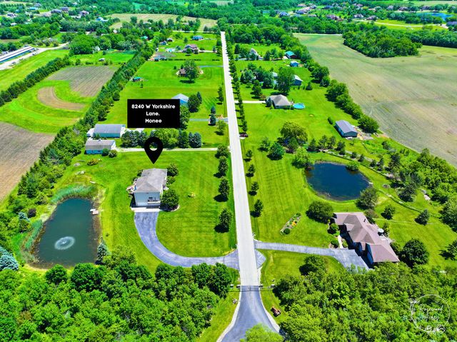 8240 W Yorkshire Lane, Monee, IL 60449