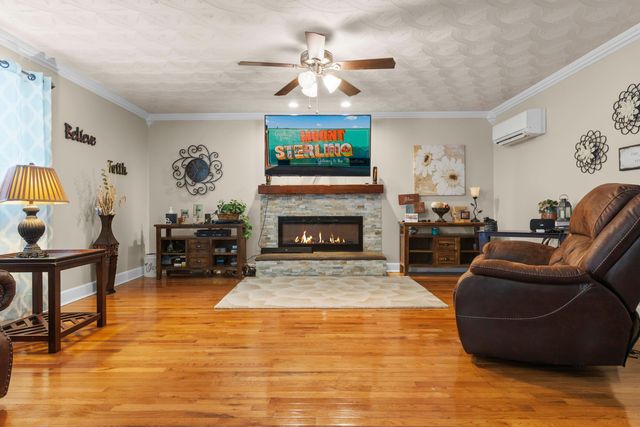 805 Ellen Avenue, Mt Sterling, KY 40353