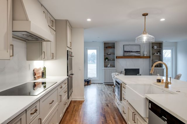 4342 Murfreesboro Rd, Franklin, TN 37067