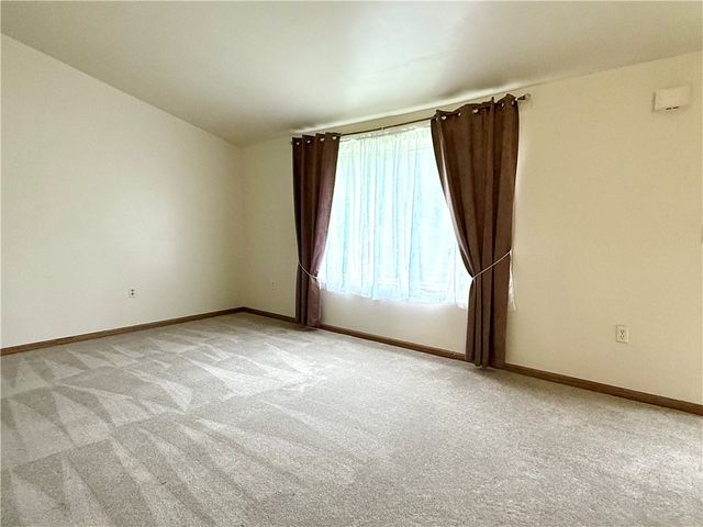 226 Cottage Ave, Masontown, PA 15461