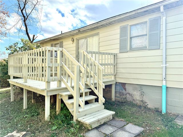 226 Cottage Ave, Masontown, PA 15461