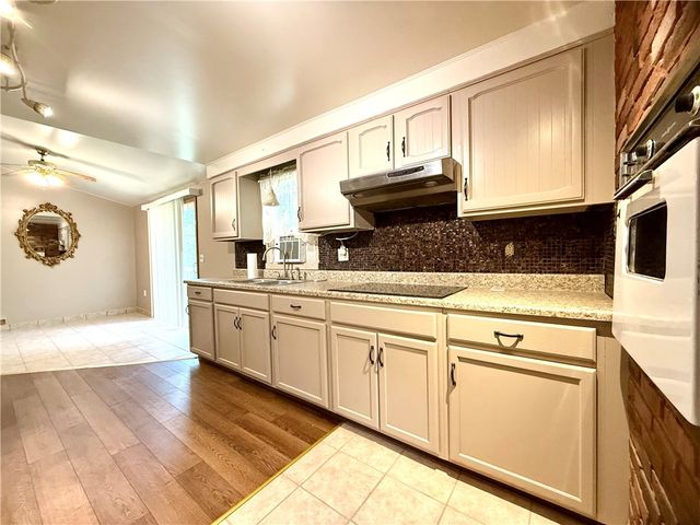 226 Cottage Ave, Masontown, PA 15461