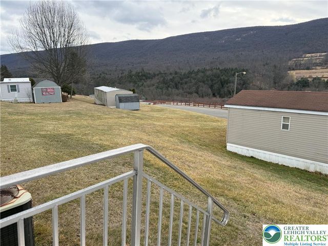 15 Chestnut Ridge Circle, Lower Towamensing Tp, PA 18058