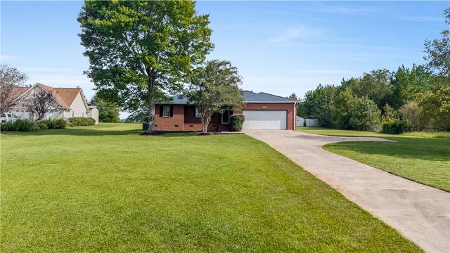 3533 Pelzer Highway, Easley, SC 29642