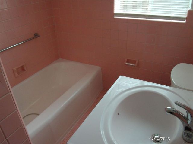 406 W Golden Street, Highland Park, MI 48203