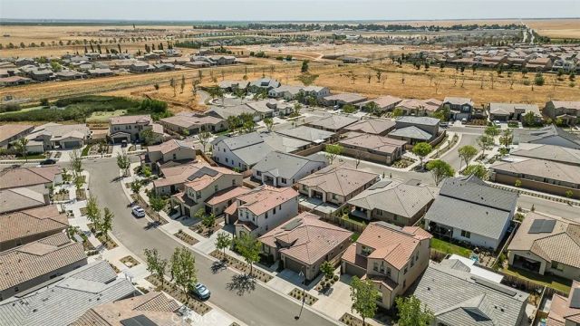 4254 Oak Knoll Road, Madera, CA 93636