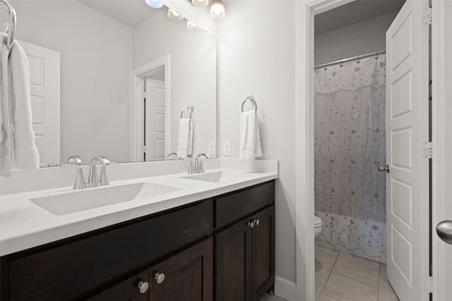 2617 High Bluff Drive, Mansfield, TX 76063