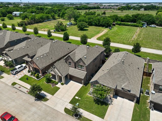 2617 High Bluff Drive, Mansfield, TX 76063
