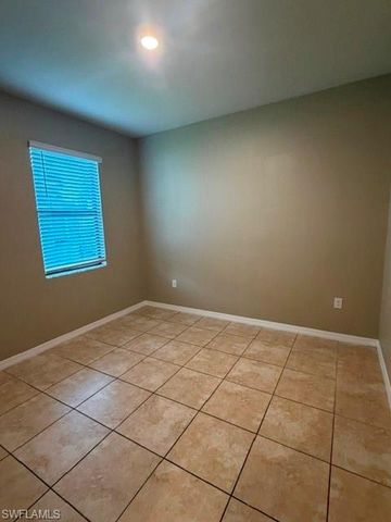 1841 NW 20th AVE, Cape Coral, FL 33993