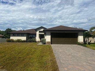 1841 NW 20th AVE, Cape Coral, FL 33993