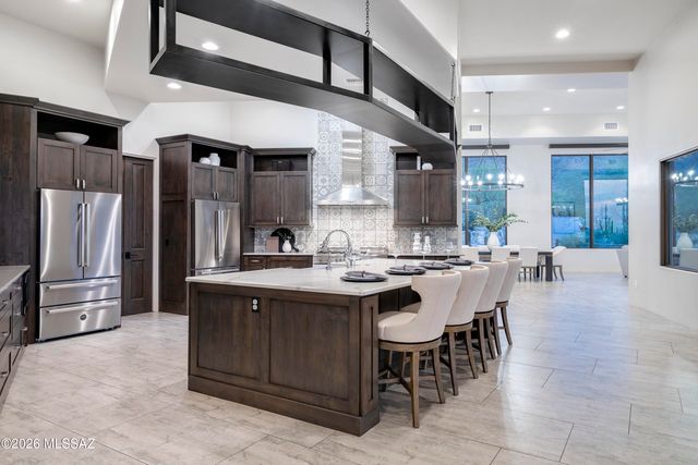 7993 N Pima Village Court, Tucson, AZ 85718