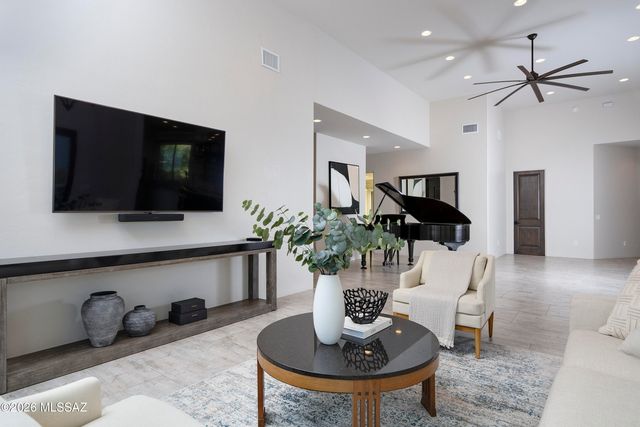 7993 N Pima Village Court, Tucson, AZ 85718