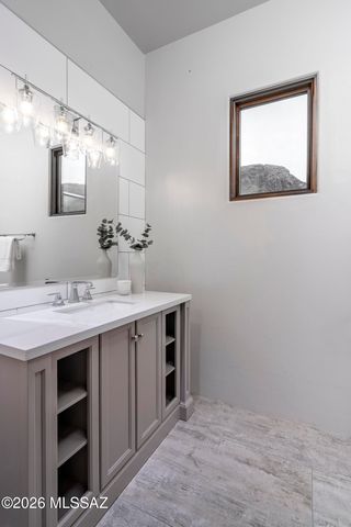 7993 N Pima Village Court, Tucson, AZ 85718