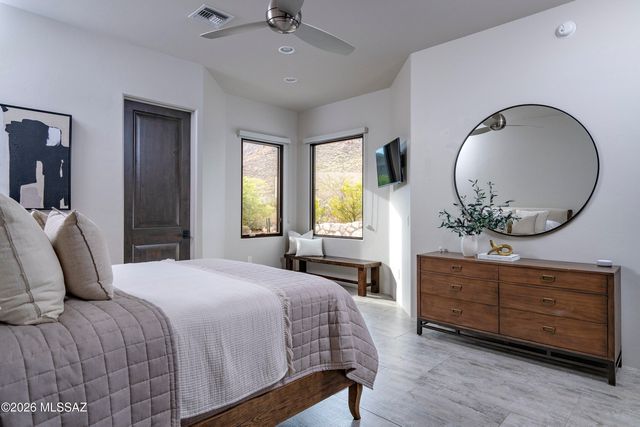 7993 N Pima Village Court, Tucson, AZ 85718