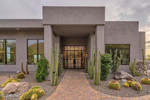 7993 N Pima Village Court, Tucson, AZ 85718