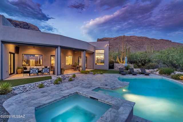 7993 N Pima Village Court, Tucson, AZ 85718