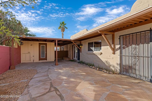 5132 N Pueblo Villas Drive, Tucson, AZ 85704