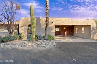 5132 N Pueblo Villas Drive, Tucson, AZ 85704