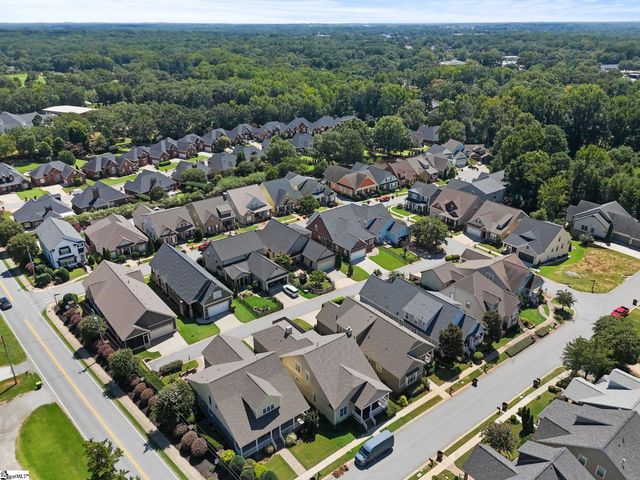 6 Worthington Court, Simpsonville, SC 29681