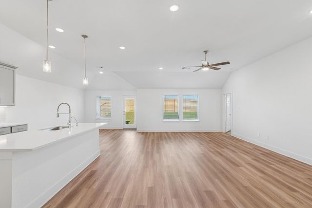 16944 Jim Sharp Drive, Montgomery, TX 77316