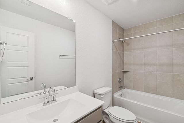 16944 Jim Sharp Drive, Montgomery, TX 77316