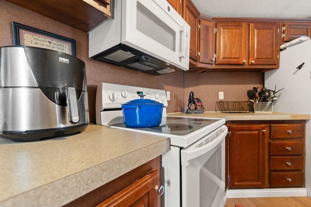 345 Bonnie Blue Lane, Bronston, KY 42518