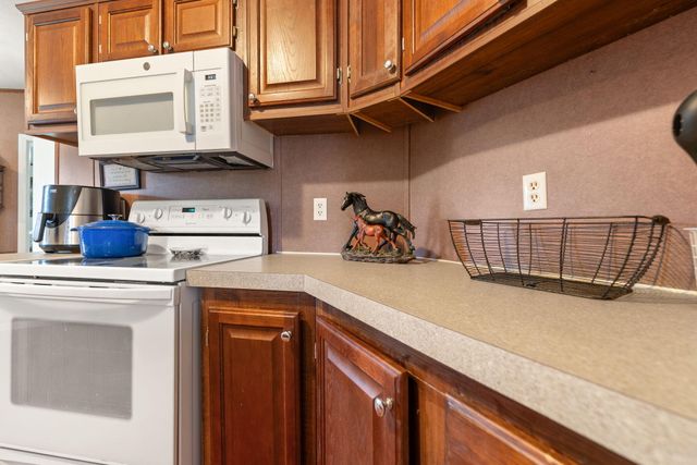 345 Bonnie Blue Lane, Bronston, KY 42518