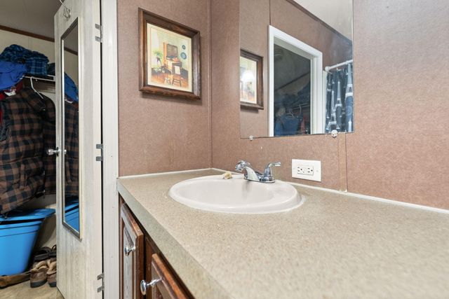 345 Bonnie Blue Lane, Bronston, KY 42518