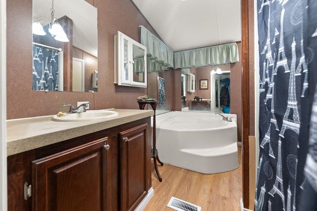 345 Bonnie Blue Lane, Bronston, KY 42518