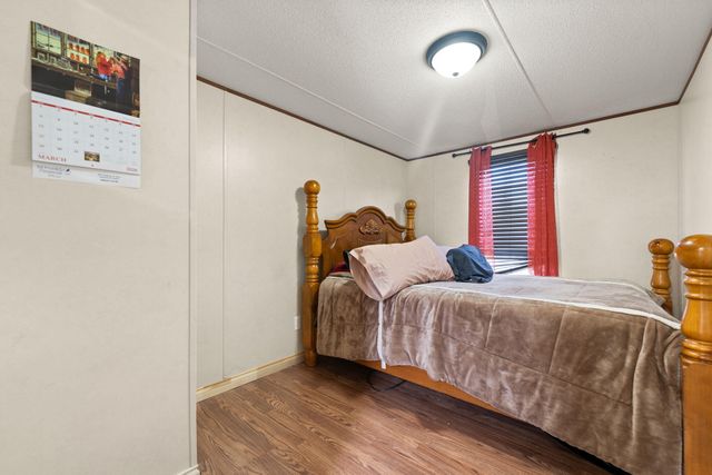 345 Bonnie Blue Lane, Bronston, KY 42518