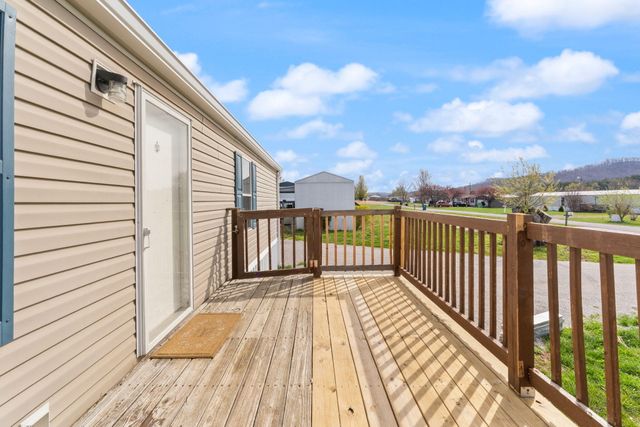 345 Bonnie Blue Lane, Bronston, KY 42518