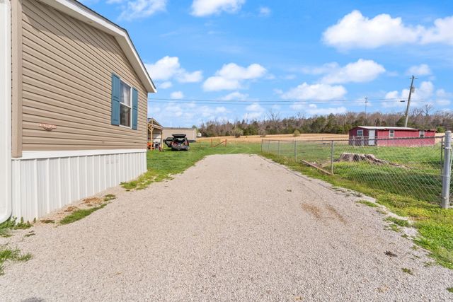 345 Bonnie Blue Lane, Bronston, KY 42518
