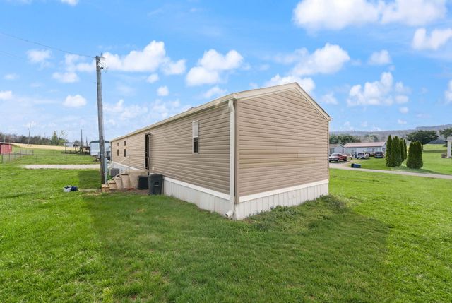 345 Bonnie Blue Lane, Bronston, KY 42518