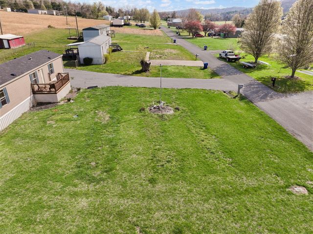 345 Bonnie Blue Lane, Bronston, KY 42518