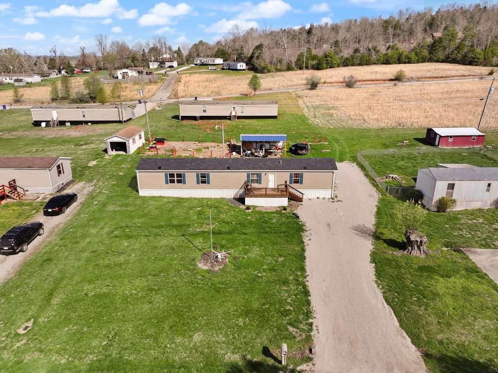 345 Bonnie Blue Lane, Bronston, KY 42518