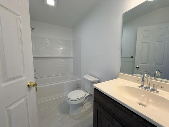 6623 24th AVENUE, Kenosha, WI 53143