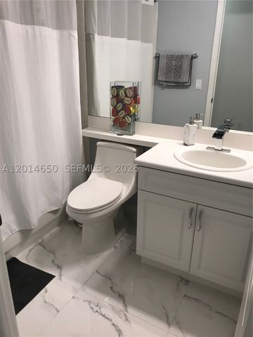 16654 SW 103rd Ln, Miami, FL 33196
