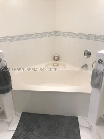 16654 SW 103rd Ln, Miami, FL 33196