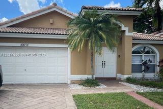 16654 SW 103rd Ln, Miami, FL 33196