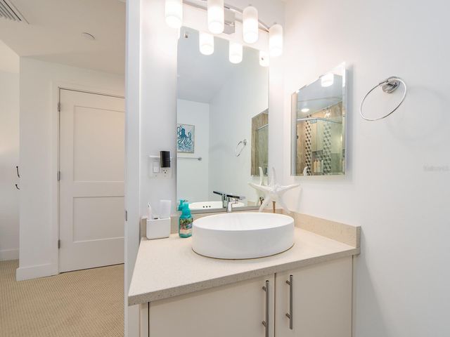 15 AVALON STREET 403, Clearwater Beach, FL 33767