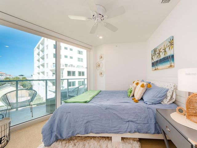 15 AVALON STREET 403, Clearwater Beach, FL 33767