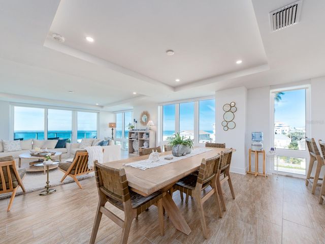 15 AVALON STREET 403, Clearwater Beach, FL 33767