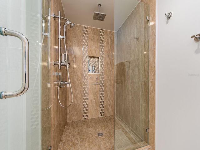 15 AVALON STREET 403, Clearwater Beach, FL 33767