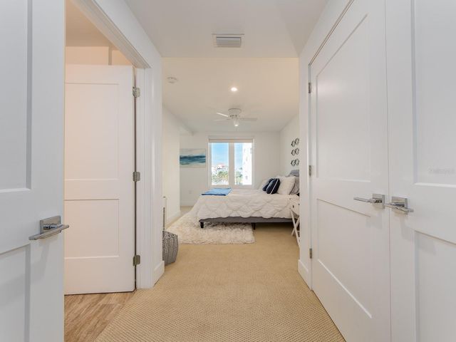 15 AVALON STREET 403, Clearwater Beach, FL 33767