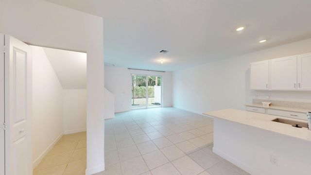 4643 Hollister Avenue, Lake Worth, FL 33463