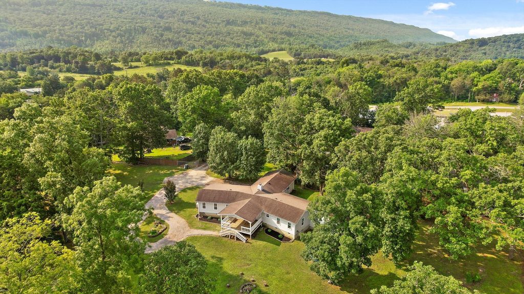 271 Melissa Drive, Trenton, GA 30752